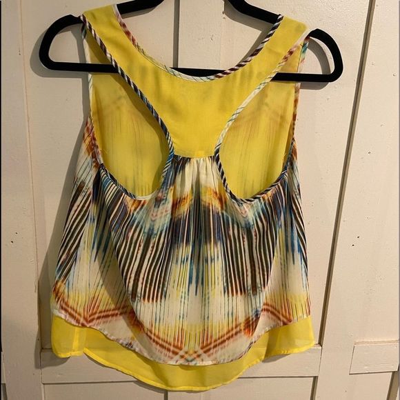 Bebe yellow chiffon double layer tank size XS - Picture 2 of 3
